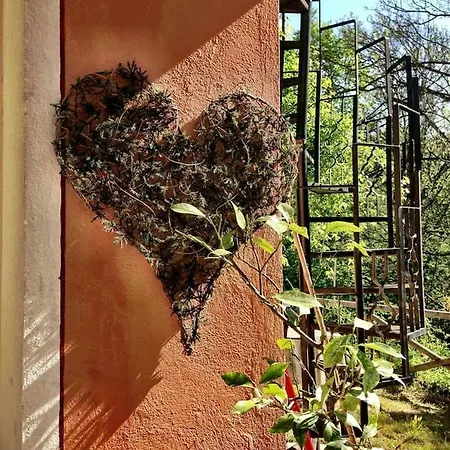 Nel Bosco In Citta Vila Turín